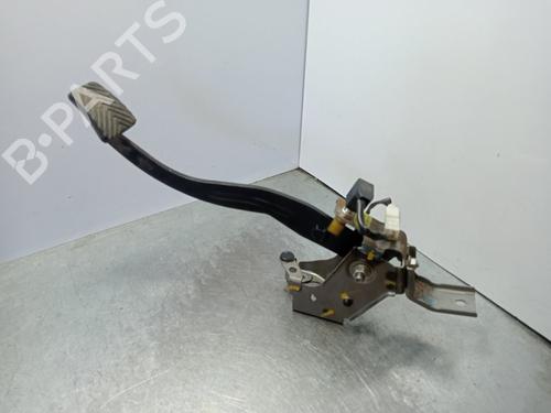 clutch-pedal-hyundai-i20-i-pb-pbt-2008-2009-2010-2011-2012-2013-2014-2015-27441112 main image