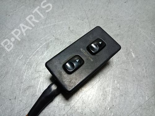 Used Left front window switch MITSUBISHI GALLOPER (JK-01) 3.0 V6 (141 hp) 31589330
