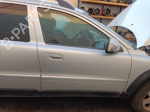 Used Right front door VOLVO XC70 I Cross Country (295) D5 AWD (185 hp) 27369678
