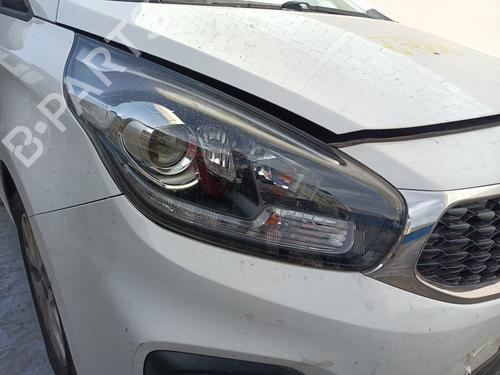 Used Right headlight Right headlight KIA CARENS IV 1.7 CRDi (116 hp) 33891004 33891004