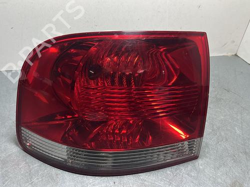 Używane Lampa tylna lewa VW TOUAREG (7LA, 7L6, 7L7) 2.5 R5 TDI (174 hp) 12959001
