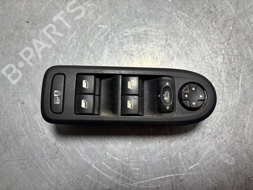 Used Left front window switch Left front window switch 37215608 37215608