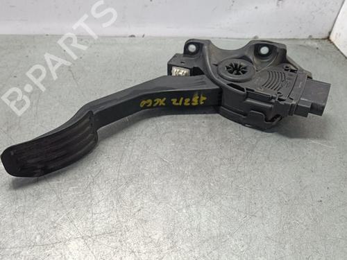 Pédale VOLVO XC60 I SUV (156) D3 (136 hp) 18665476