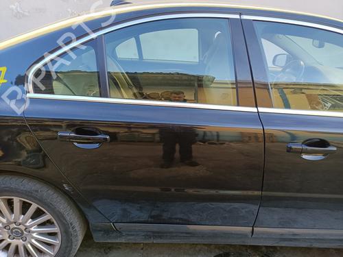 Dør høyre bak Dør høyre bak VOLVO S80 II (124) D5 AWD (185 hp) 34523859 34523859