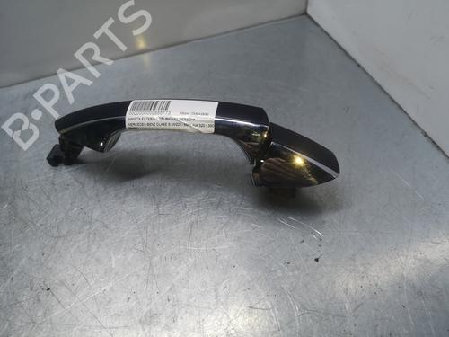 Used Front right exterior door handle MERCEDES-BENZ S-CLASS (W221, V221) S 320 CDI (221.022, 221.122) (235 hp) 21543620