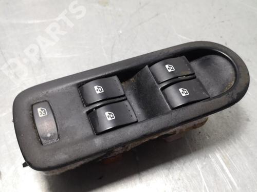 Used Left front window switch Left front window switch RENAULT SCÉNIC II (JM0/1_) 1.9 dCi (JM14) (131 hp) 9182007 9182007