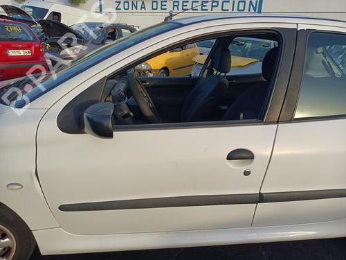 Used Left front door Left front door 36936665 36936665