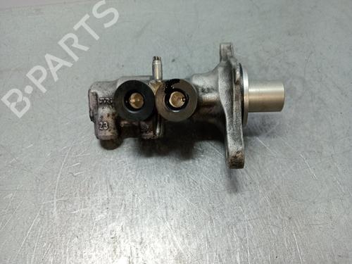 brake-master-cylinder-peugeot-208-i-ca_-cc_-2012-2013-2014-2015-2016-2017-2018-2019-2020-2021-31991775 main image