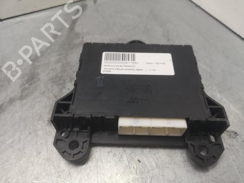 Used Electronic module TOYOTA PRIUS Liftback (_W2_) 1.5 Hybrid (NHW20_, NHW20R) (112 hp) 13309223