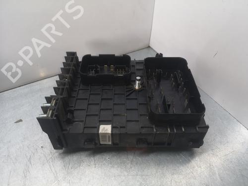 Used Fuse box VW GOLF V (1K1) [2003-2010]  16372503
