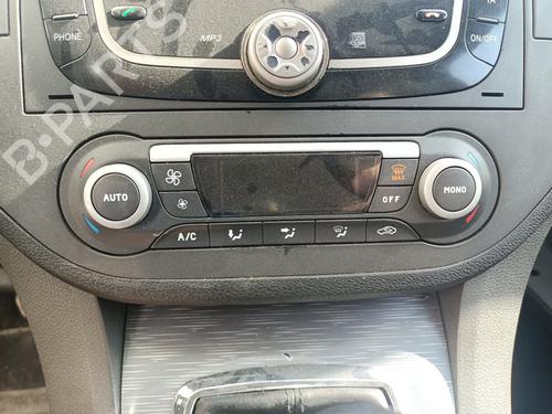 Used Climate control Climate control 37478544 37478544