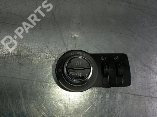 Used Headlight switch CHEVROLET CRUZE (J300) 2.0 CDI (163 hp) 4232353