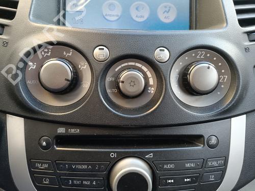 AC-Styringsenhed/Manøvreenhed MITSUBISHI GRANDIS (NA_W) 2.0 DI-D (NA8W) (136 hp) 15490164