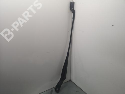 Used Front windshield wiper arm PEUGEOT 2008 I (CU_) 1.6 HDi (92 hp) 11957321