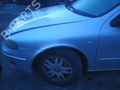Used Left front fenders Left front fenders SEAT LEON (1M1) [1999-2006] 39720725 39720725