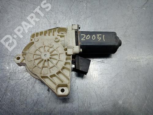 Used Right front window motor MERCEDES-BENZ B-CLASS Sports Tourer (W245) B 180 CDI (245.207) (109 hp) 8956106