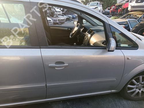 Used Right front door Right front door 38260908 38260908