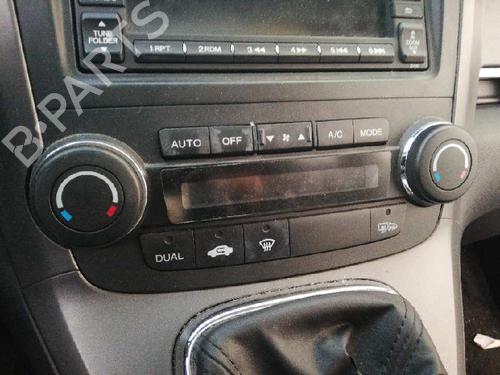 Used Climate control HONDA CR-V II (RD_) 2.2 CTDi (RD9) (140 hp) 12556185