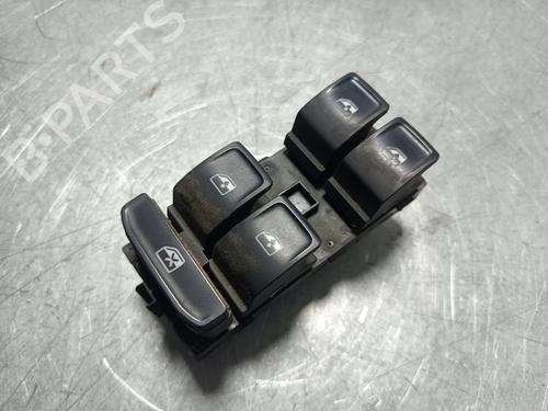 Used Left front window switch Left front window switch 39195858 39195858