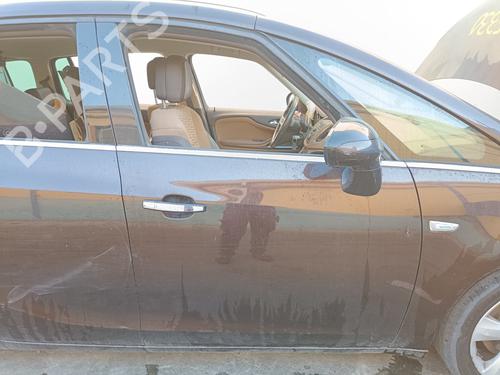 Used Right front door OPEL ZAFIRA TOURER C (P12) [2011-2026]  31172452