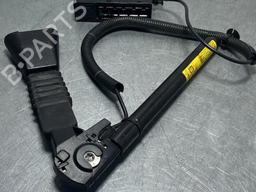 Gurtstraffer links vorne für OPEL CORSA C (X01) [2000-2009]  28156123