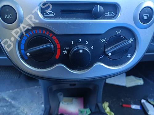 Used Climate control Climate control 38468653 38468653