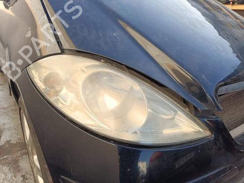 Used Right headlight Right headlight MERCEDES-BENZ A-CLASS (W169) A 160 (169.031, 169.331) (95 hp) 27441412 27441412