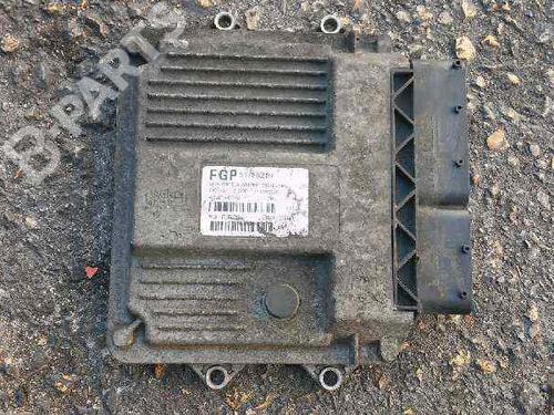 Calculateur moteur (ecu) FIAT DOBLO MPV (119_, 223_) 1.3 JTD 16V (70 hp) 175155