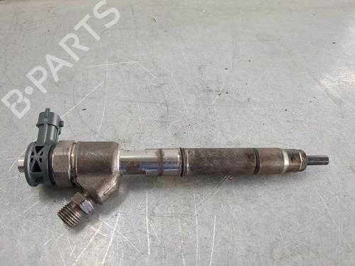 Inyector Inyector KIA CARENS IV 1.7 CRDi (116 hp) 33885494 33885494