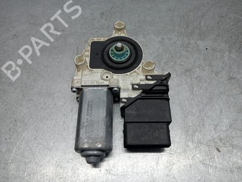 Used Left rear window motor VW GOLF VI (5K1) 2.0 TDI (110 hp) 27655595