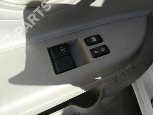 Used Left front window switch NISSAN MICRA IV (K13K, K13KK) 1.2 (80 hp) 6900337