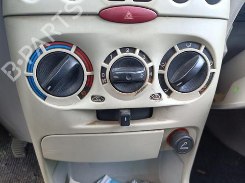 AC Styreenhet / Manøvreringsenhet AC Styreenhet / Manøvreringsenhet FIAT PUNTO Hatchback Van (188_) 1.2 60 (60 hp) 34364712 34364712
