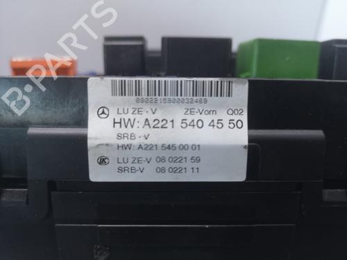 Fuse box MERCEDES-BENZ S-CLASS (W221, V221) S 320 CDI (221.022, 221.122) | BP21597202E1 