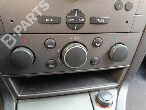 Used Climate control Climate control OPEL VECTRA C GTS (Z02) 1.9 CDTI (F68) (120 hp) 10538428 10538428