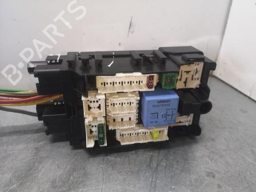 Fuse box CITROËN C4 II (NC_)  | BP15241112E1 