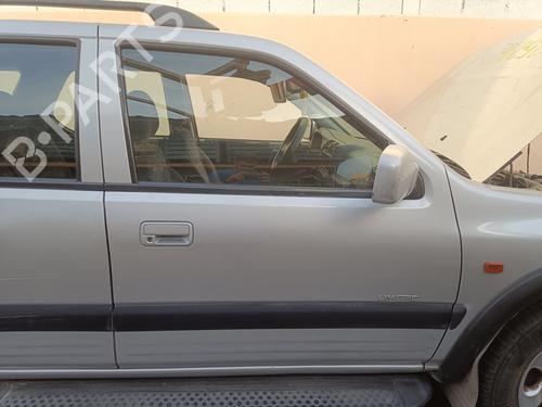 Porta anteriore destra OPEL FRONTERA B (U99) 2.2 DTI (6B_ZC, 6B_VF, 6B_66, 6B_76) (116 hp) 31172427