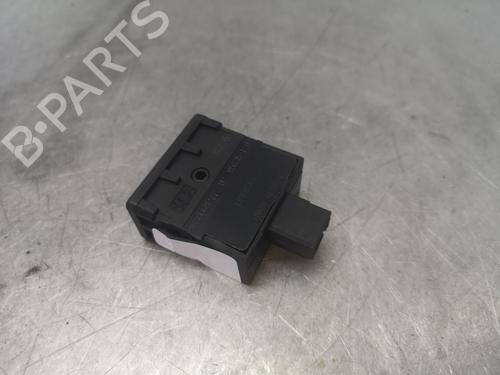 Switch PEUGEOT 308 II (LB_, LP_, LW_, LH_, L3_)  | BP15240670I30 