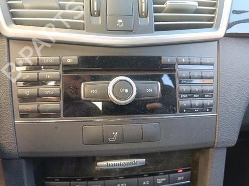 Used Radio MERCEDES-BENZ E-CLASS (W212) E 220 CDI / BlueTEC (212.001, 212.002) (170 hp) 18415643