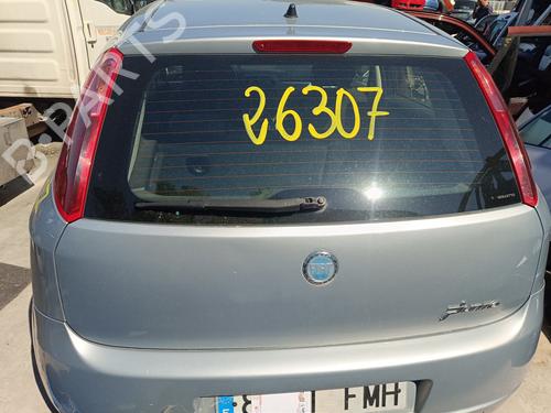 Bakluke CC/Kombi-Kupé FIAT GRANDE PUNTO (199_) 1.3 D Multijet (199.AXD11, 199.AXD1A, 199.AXD1B,... (90 hp) 26330999