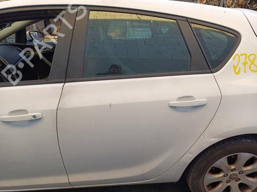 Used Left rear door Left rear door OPEL ASTRA J (P10) [2009-2016] 40523111 40523111
