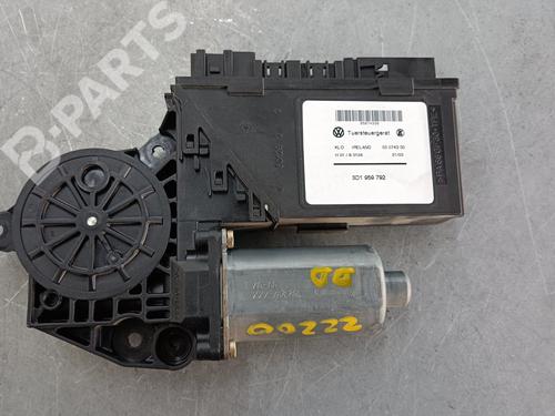 Right front window motor VW TOUAREG (7LA, 7L6, 7L7) 3.2 V6 | BP11336326E20 