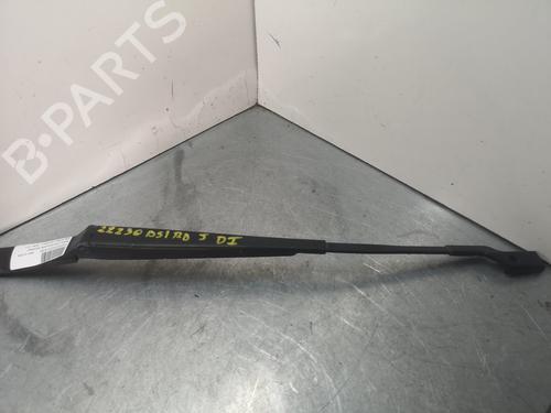 Used Front windshield wiper arm OPEL ASTRA J (P10) [2009-2016]  13876630