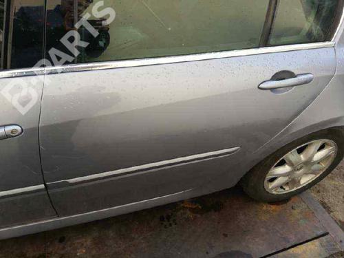 Used Left rear door RENAULT LAGUNA III (BT0/1) 1.5 dCi (BT00, BT0A, BT0T, BT1J) (110 hp) 4695787
