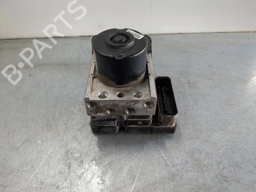 Used ABS pump FORD FIESTA VI (CB1, CCN) 1.4 TDCi (70 hp) 30313975