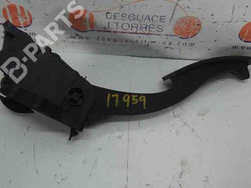 Used Break pedal MERCEDES-BENZ GLA-CLASS (X156) GLA 220 CDI (156.903) (170 hp) 10245396