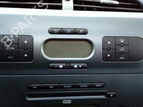 Used Climate control SEAT LEON (1P1) 2.0 TDI (170 hp) 3684692
