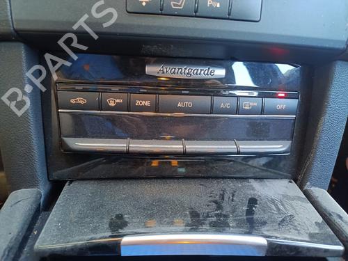 Used Climate control Climate control 38262089 38262089