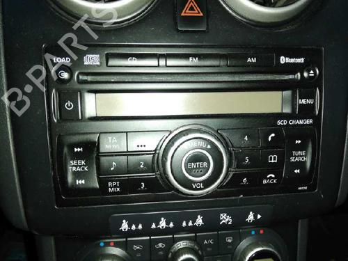 Used Radio NISSAN QASHQAI / QASHQAI +2 I (J10, NJ10, JJ10E) 2.0 dCi All-wheel Drive (150 hp) 4875840