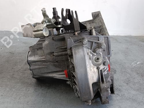 Front right lock KIA SORENTO I (JC) 2.5 CRDi 4WD | BP18328418C97 