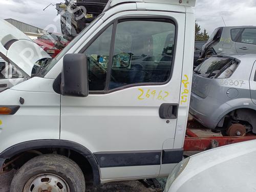 Tür links vorne für IVECO DAILY III Van 65 C 15 (146 hp) 31598330
